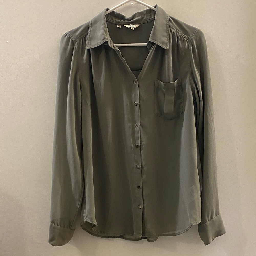 Guess Women's Sage Green Button-Down blouse
